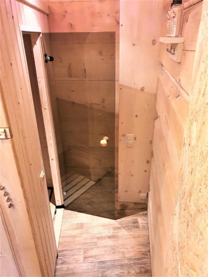 Premium W Domu Zasypane Z Sauna By Renters Prestige